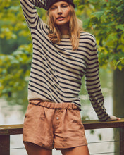 Rupi Boxer - Desert Rose