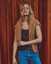 Tomas Sweater Cafe by Tintoreria