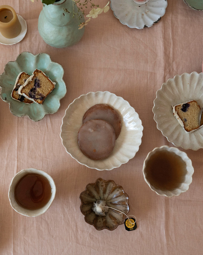 Pauline M. Ceramics - Flower Shell Plate