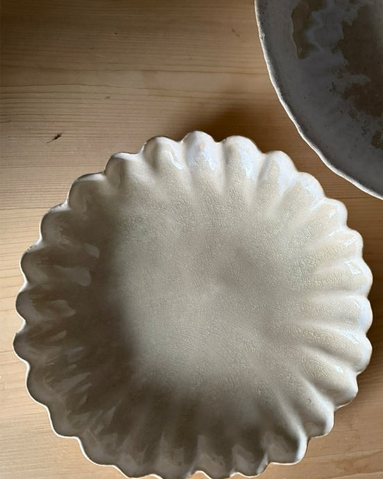 Pauline M. Ceramics - Flower Shell Plate - Large